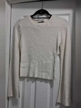 Unik Ribbed Long-Sleeve Knit Top in Off-White